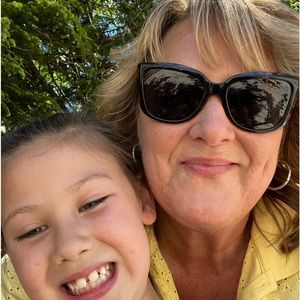 Meet your Posher, Kimberly